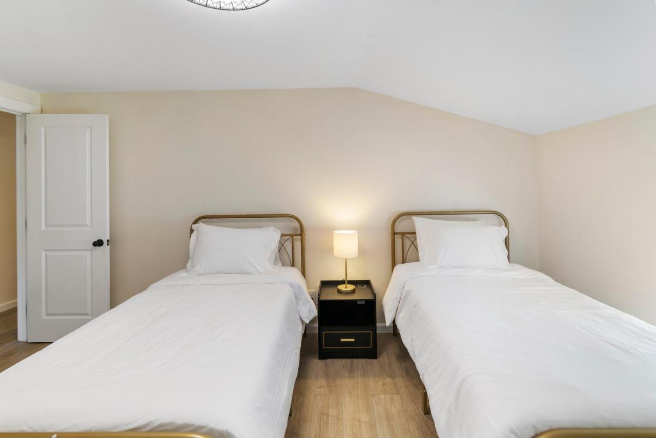 Fantastic Retreat 5Min From Village With Media Room, Ac And Sauna! Stowe Εξωτερικό φωτογραφία